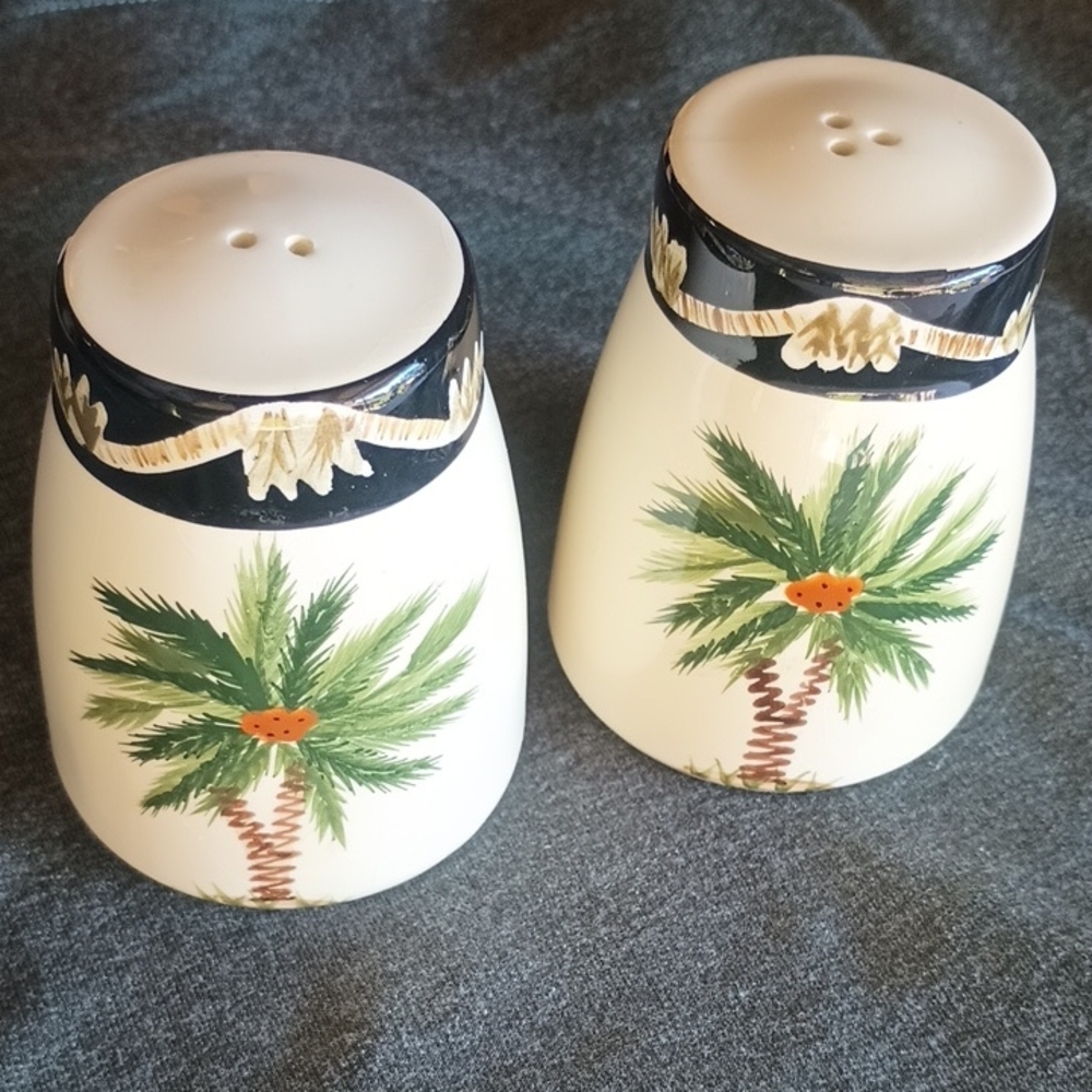 Palm Tree Ceramic Salt and Pepper Shakers